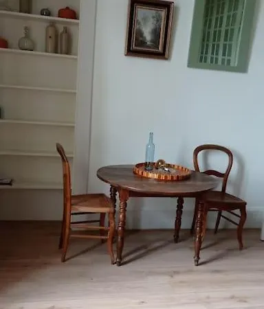 18 Du Parc