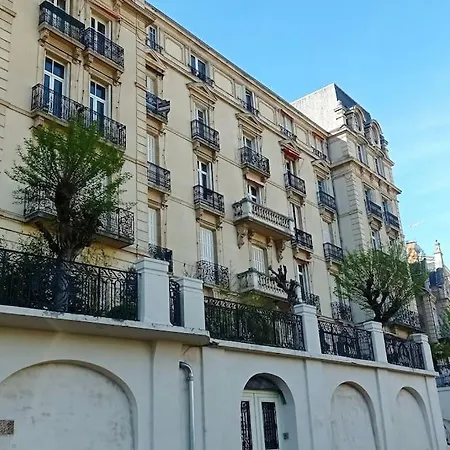 Apartment 18 Du Parc *